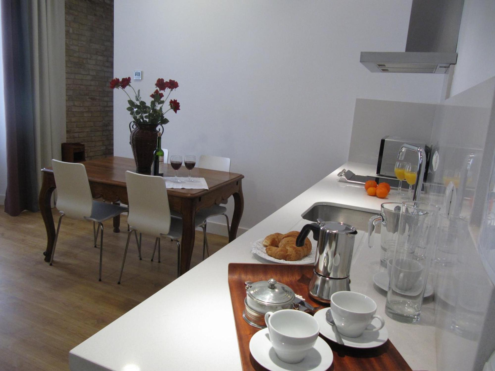 Life Apartments Alberto Lista Seville Room photo